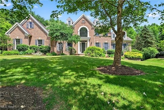 794 S Sussex Ct, Aurora, OH 44202