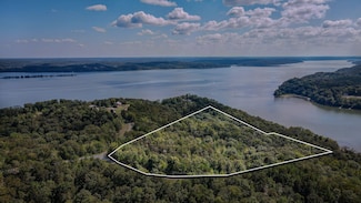 N River Cove, Big Sandy, TN 38221