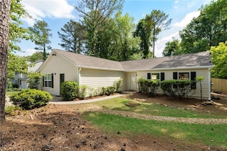 102 River Oaks Dr, Woodstock, GA 30188