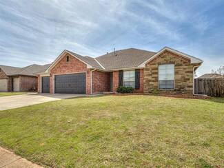 330 Pacific Crest Trail, Edmond, OK 73003