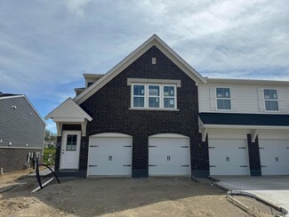 4261 Sugar Point Way Unit 21-201, Dayton, OH 45459