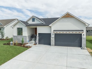 1246 W Ravendale Ln, Goddard, KS 67052