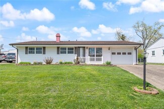 1330 Longfellow Dr, Clarksville, IN 47129