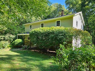 4697 Little Flock Rd, Spencer, IN 47460