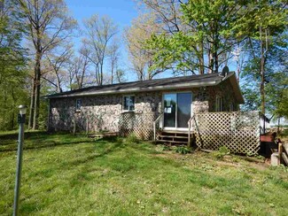 13083 Apple Rd, Bourbon, IN 46504