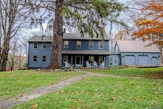 195 Pressler Rd, Wallkill, NY 12589