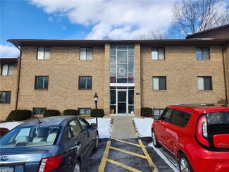 203 Piper Ln, Butler, PA 16001
