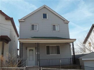 303 Fairoaks St, Mc Kees Rocks, PA 15136