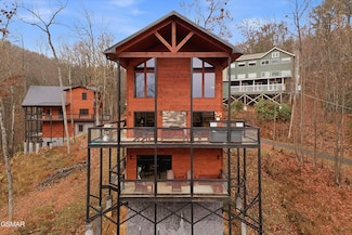 1110 Laddie Buck Ln, Gatlinburg, TN 37738