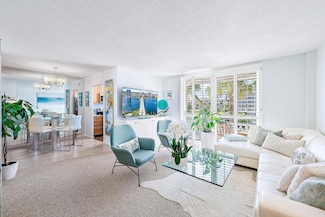 139 Sunrise Ave Unit 306, Palm Beach, FL 33480