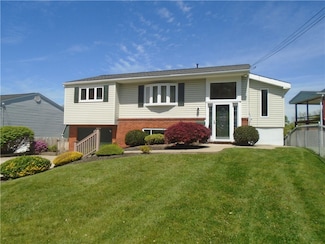 1040 Catherine Dr, Conway, PA 15027