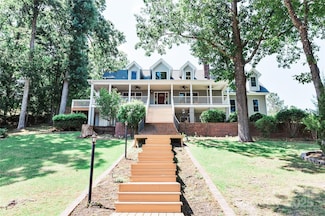 331 Westshore Dr, Ridgeway, SC 29130