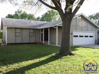 1319 SE 43rd St, Topeka, KS 66609