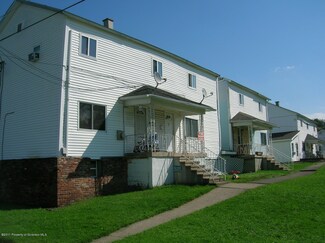 600 Hudson St, Mayfield, PA 18433