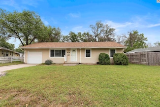 30 Rambler Rd, Hutchinson, KS 67502