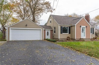 4547 Brunnerdale Ave NW, Canton, OH 44718