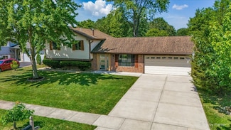 3920 Greenbay Dr, Hanover Park, IL 60133