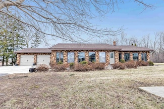 3237 Mill Rd, Greenleaf, WI 54126