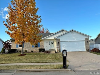 447 Briarwood Ln, Wentzville, MO 63385