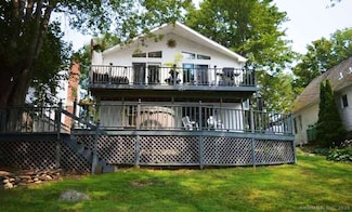 124 East St, Wolcott, CT 06716