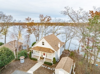 24 Shore Rd, Southwick, MA 01077