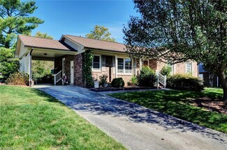 3202 Flanders Ct, High Point, NC 27265