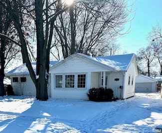 2418 Hazelwood Ave, Fort Wayne, IN 46805