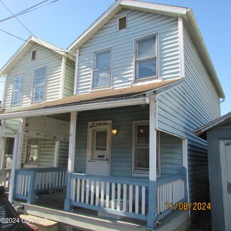 251 S Awl St, Sunbury, PA 17801