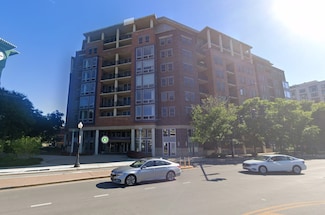 437 W Division St Unit P-39, Chicago, IL 60610