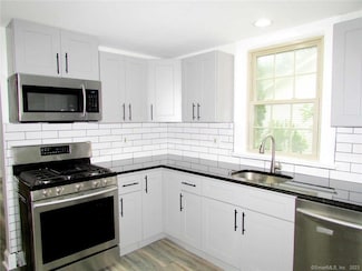 93 New Harwinton Rd, Torrington, CT 06790