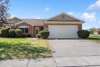 414 Whisper Ln, Xenia, OH 45385