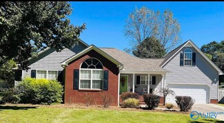 1202 Fulton St, Albertville, AL 35950