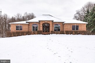 14217 Robcaste Rd, Phoenix, MD 21131