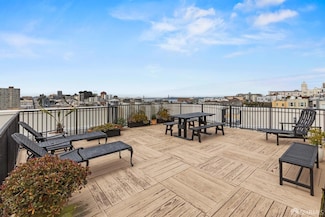 1255 California St Unit 302, San Francisco, CA 94109