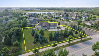 2508 Rose Creek Pkwy S, Fargo, ND 58104