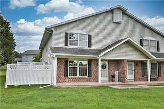 131 Dessie Heights, West Henrietta, NY 14586
