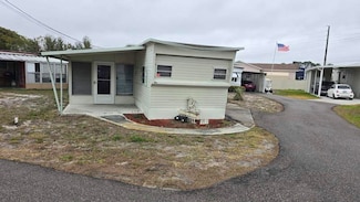8 El Red Dr, Tavares, FL 32778