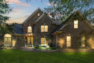 1796 N Waverton Cove, Collierville, TN 38017