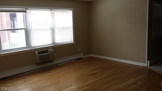 195 N Beverwyck Rd Unit 18, Lake Hiawatha, NJ 07034