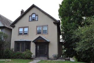 911 Clay Ave, Scranton, PA 18510