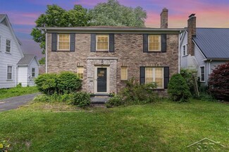 2220 Mershon St, Saginaw, MI 48602