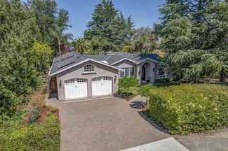 32 N El Monte Ave, Los Altos, CA 94022