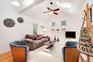 5 White Way, Rockport, MA 01966