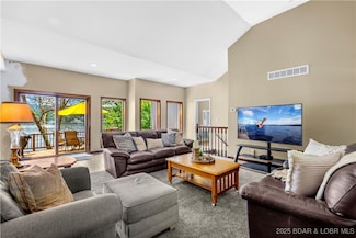 164 Get A Way Ln, Camdenton, MO 65020