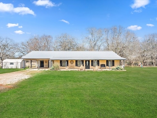 9079 County Road 120, Centerville, TX 75833