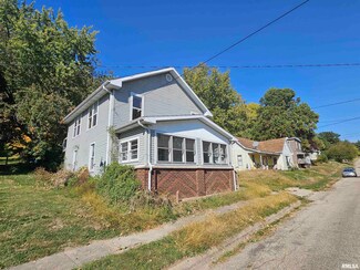 104 School St, Sparland, IL 61565