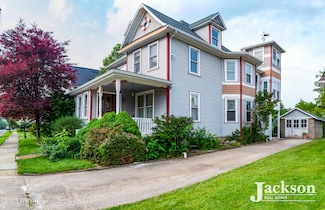 219 Maple St, Jersey Shore, PA 17740