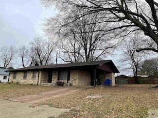 302 S Oak St, Linden, TX 75563