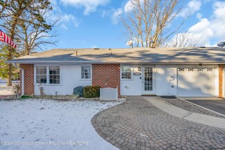 816B Balmoral Ct Unit 816B, Lakewood, NJ 08701