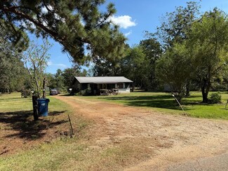 120 Forest Rd, Alto, TX 75925